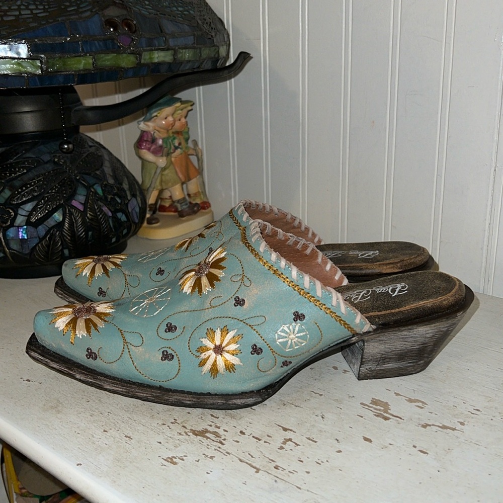 Dan Post western mules 9.5